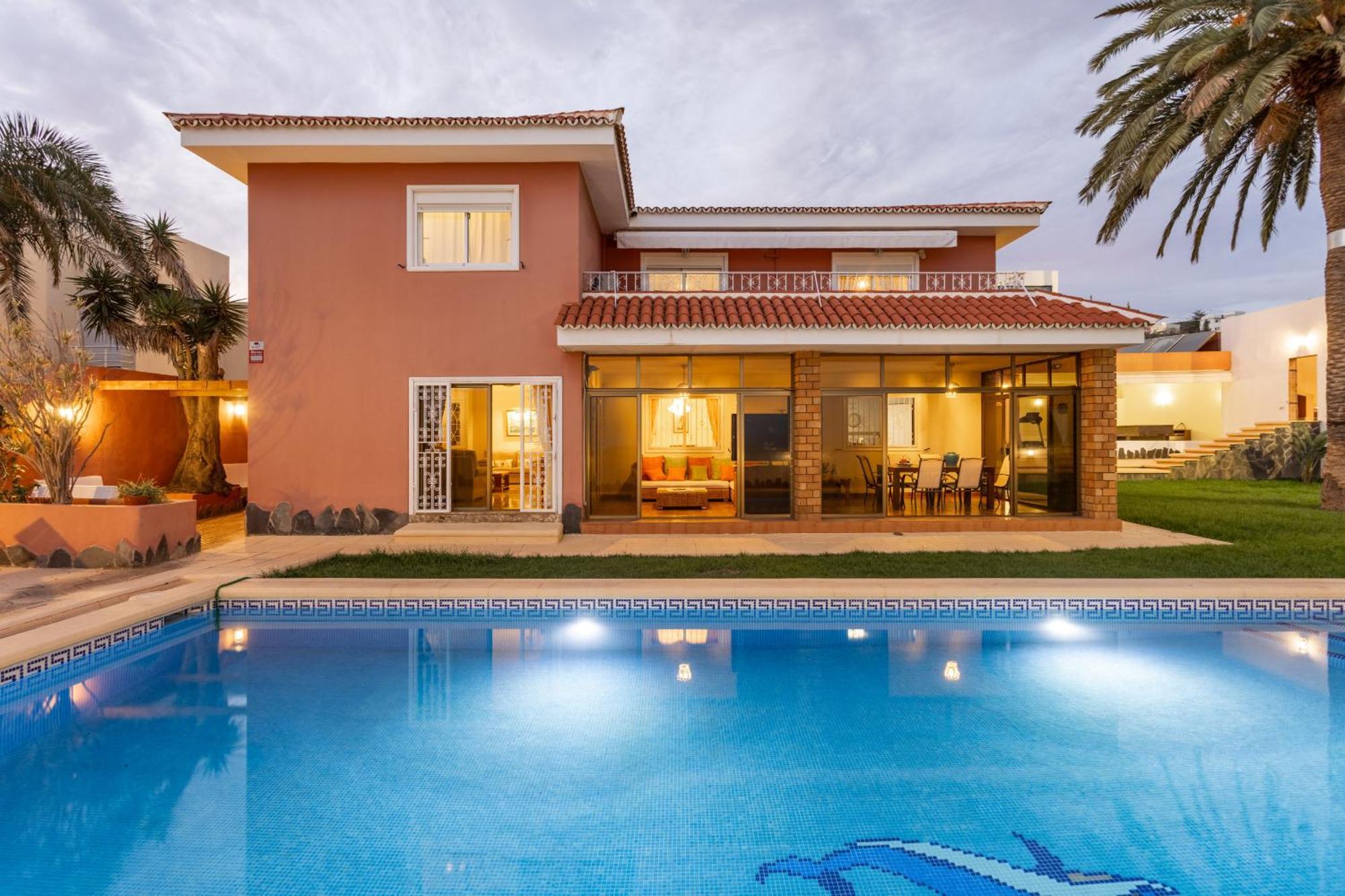 One & Only Sports And Relax Villa Heated Pool By Eden Rentals Tabaiba Buitenkant foto